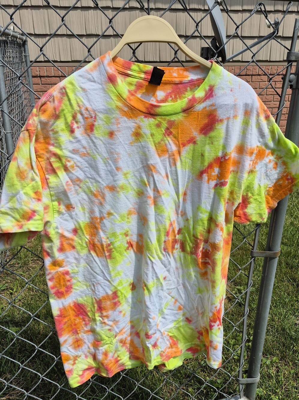 Unisex Large Tie-Dye Shirt